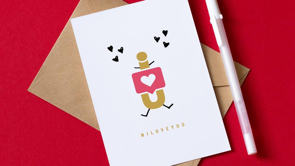 ‘#ILOVEYOU’ gold gift card